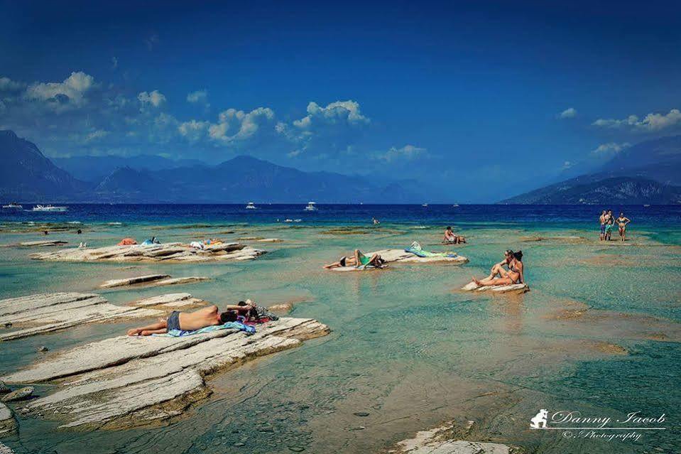 Jolly Apartments Sirmione Exteriér fotografie